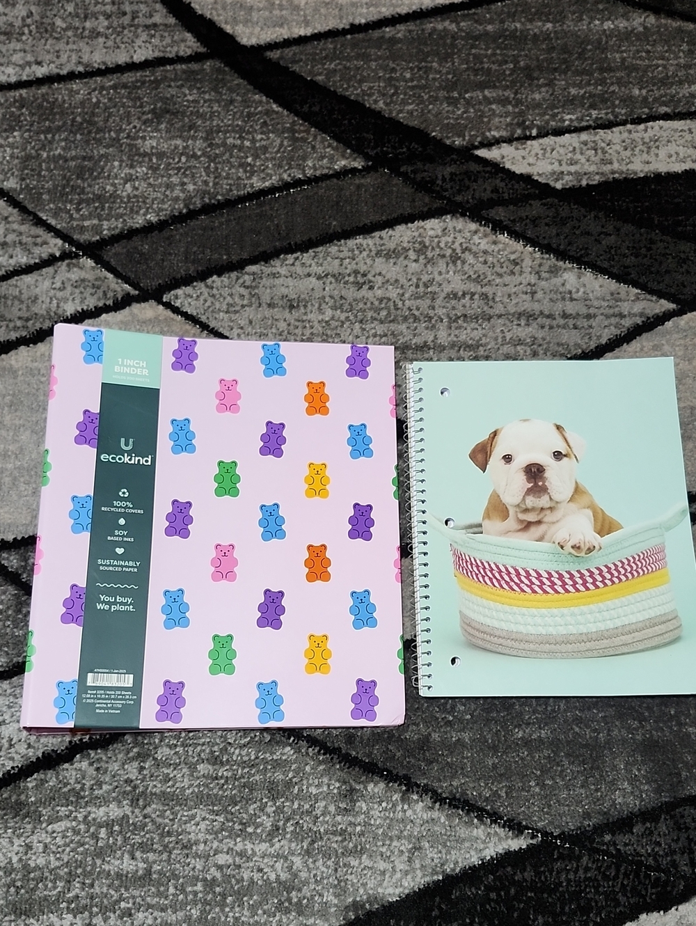 CONTINENTAL SWEET TREAT PINK COLORFUL GUMMY BEARS DESIGN 1" 3-RING BINDER